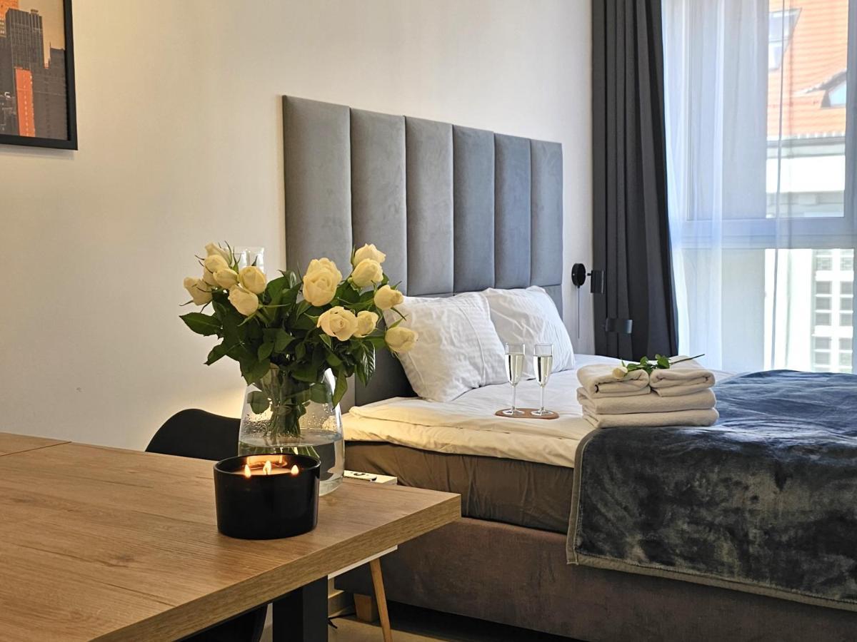 קטוביץ Urban Apartments Premium, Opolska 10 No 77B, Free Garage, Self Check-In מראה חיצוני תמונה